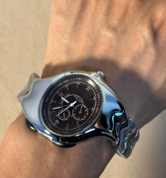 surfer watch
